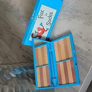 Dr. Seuss Fox in Sox Face Palette